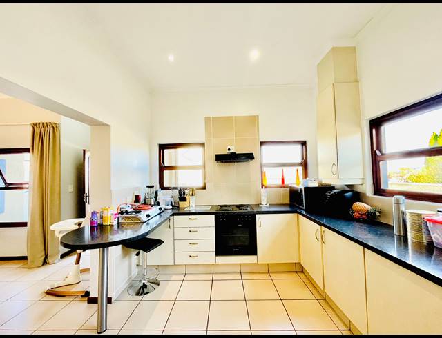 3 BEDROOM HOUSE FOR SALE IN KYALAMI HILLS